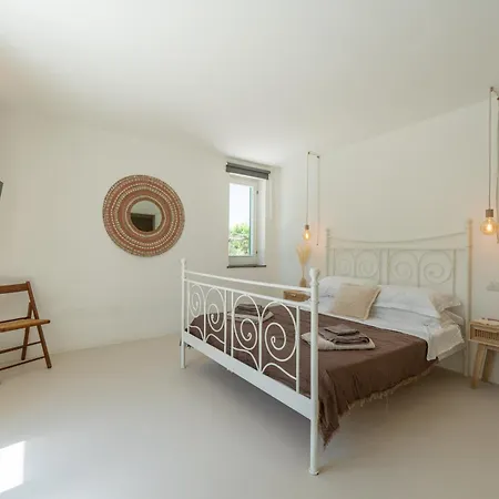 Morea & In בית הארחה 3*